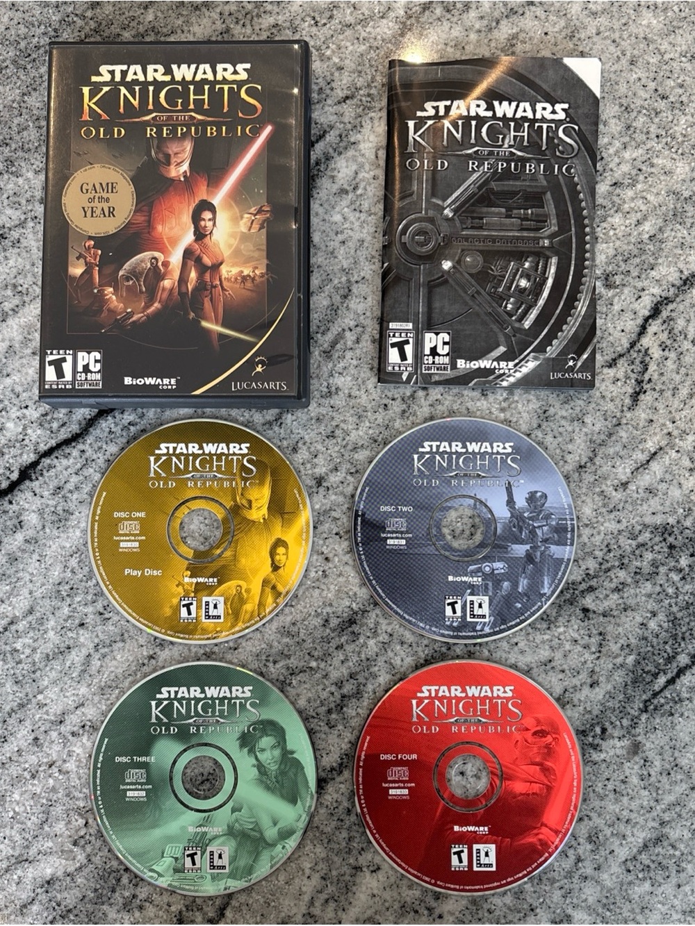 Star Wars Knights of the Old Republic PC 2003 4-Disc Set Original Box Games